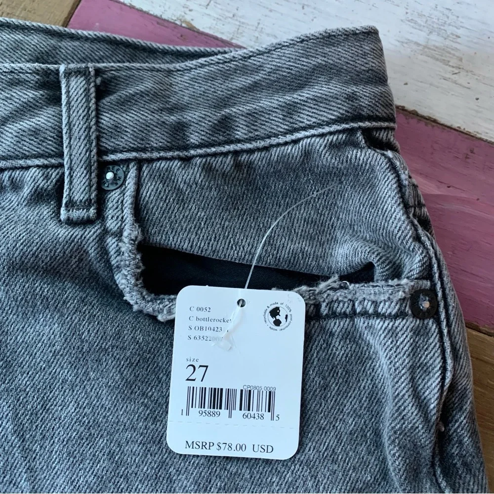 NWT Free People Maggie Mid-Rise Straight Jeans Distressed Denim Bottlerocket - Picture 10 of 13
